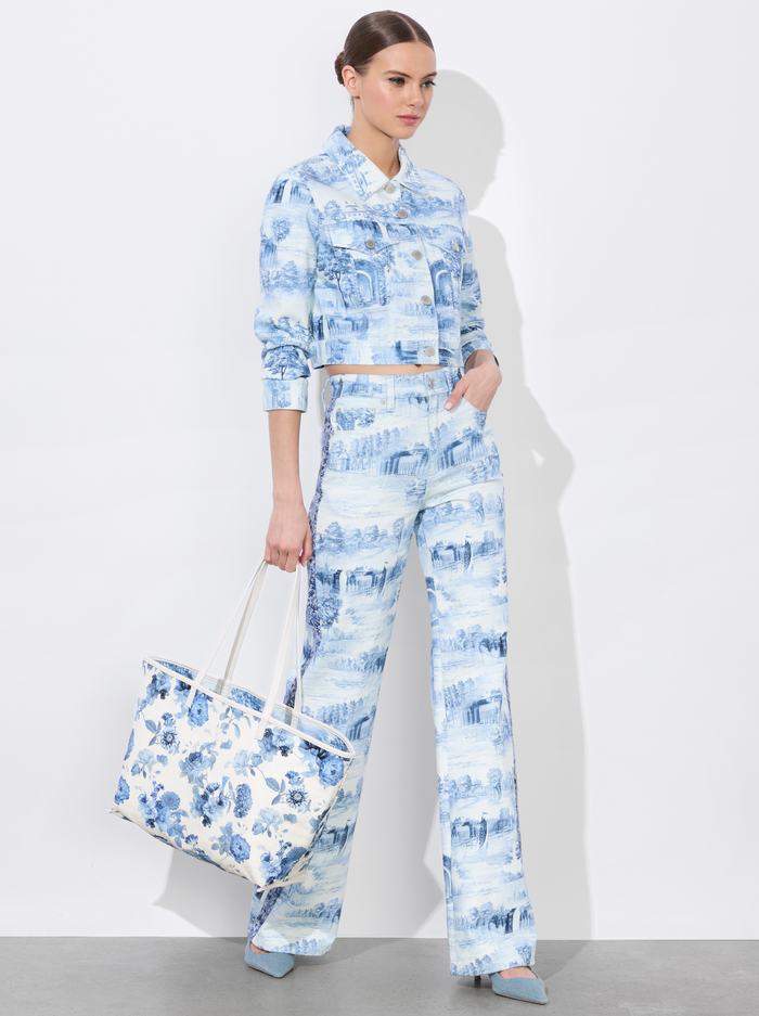 BLAIRE REVERSIBLE TOTE - CHATEAU image 4 - Alice And Olivia