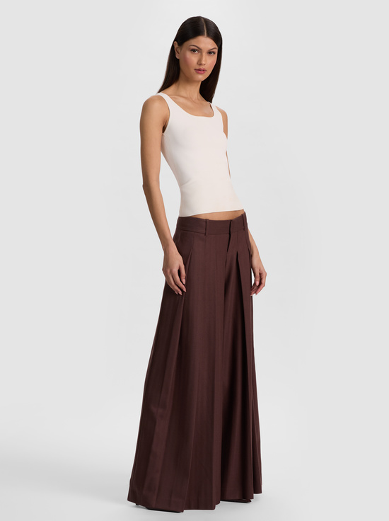 SOFT WHITE-DARYN SCULPTING TANK