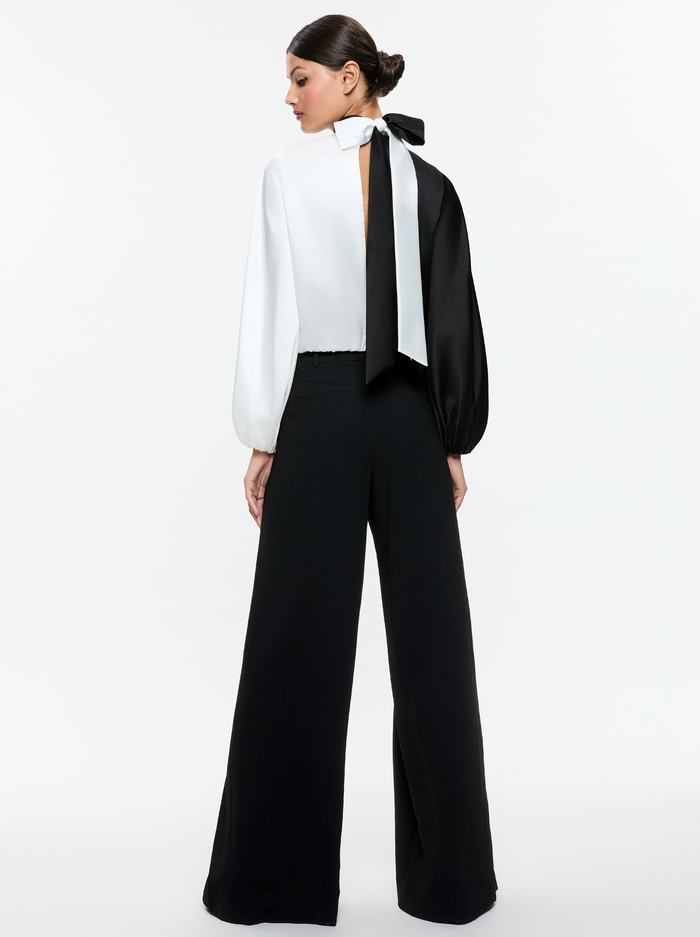 MAHOGANY CROP TOP - BLACK/OFF WHITE image 2 - Alice And Olivia