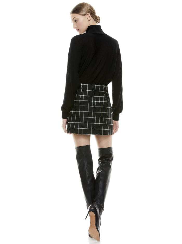 DIA CROPPED SWEATER - BLACK image 2 - Alice And Olivia