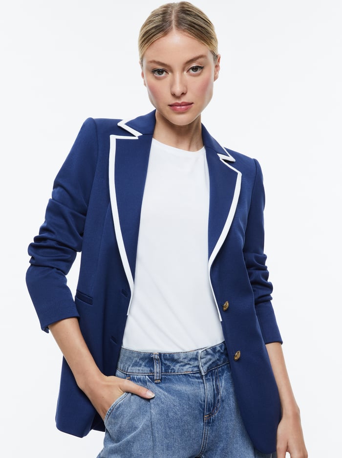 BREANN LONG FITTED TWO BUTTON BLAZER - INDIGO/OFF WHITE - Alice And Olivia