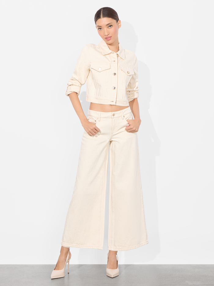 AMAZING ANKLE JEAN - NATURAL image 1 - Alice And Olivia