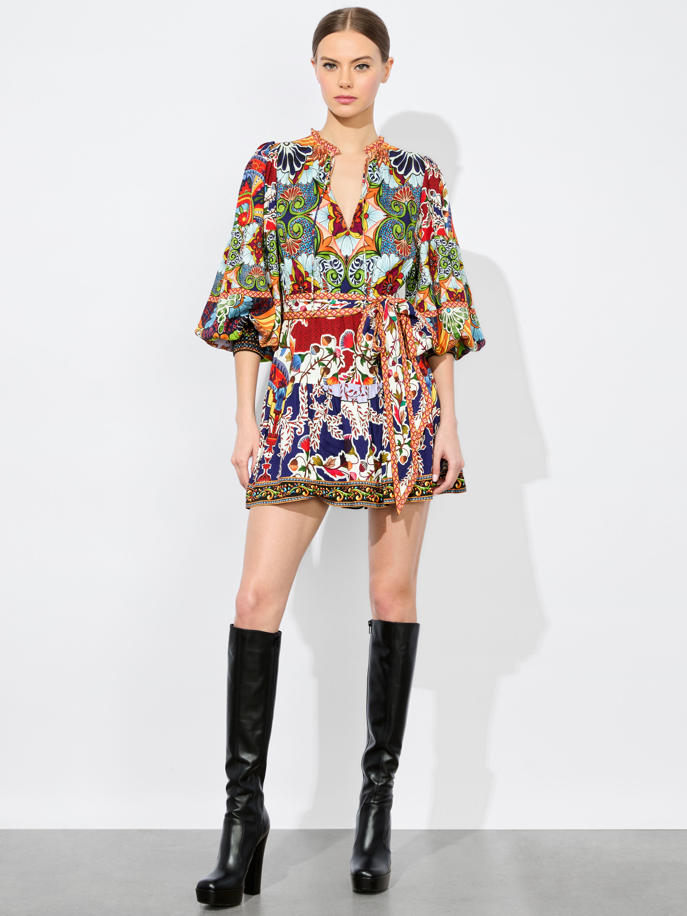 【Alice+Olivia】SADIE タイベルト付き ミニ丈 シャツドレス Alice + Olivia Sadie Shirt Dress in On The Road