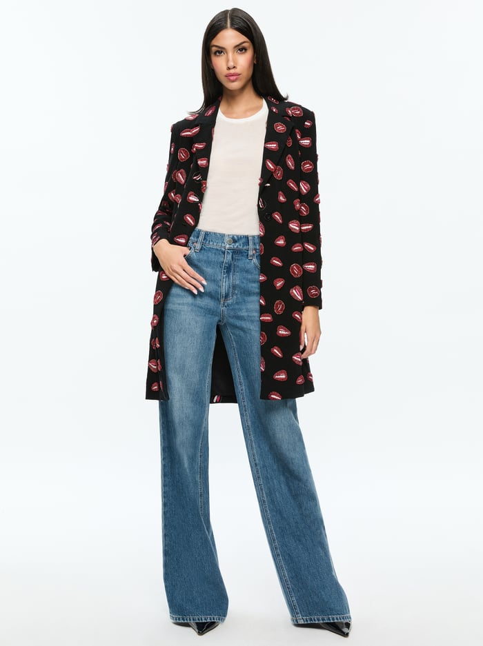 A+O X TOM WESSELMANN BRET LONG BLAZER - LIP SYNC BLACK image 2 - Alice And Olivia