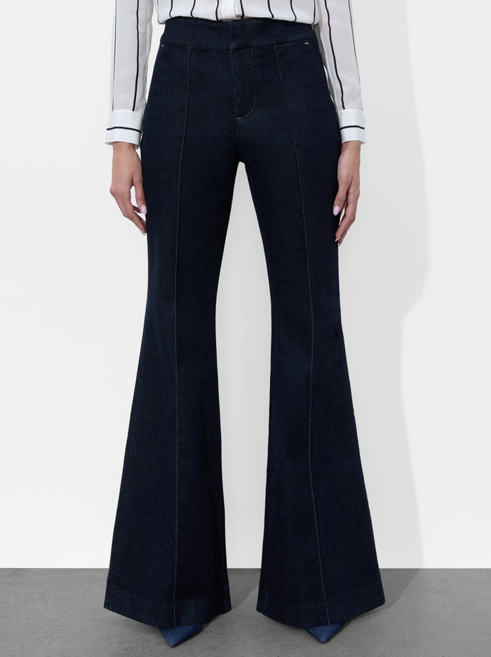 THE TROUSER JEAN - DARK RINSE - Alice And Olivia