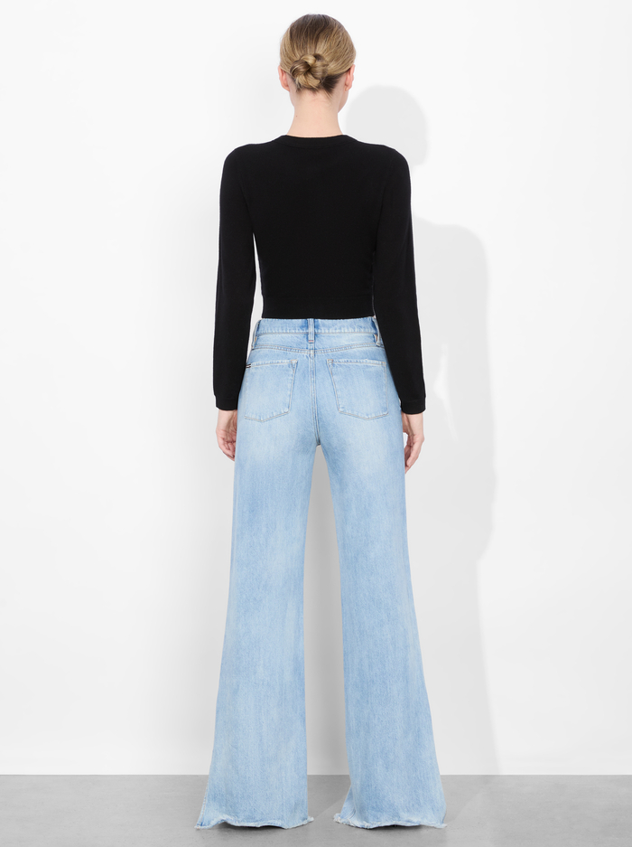 WEEZY SLIT JEAN - GEMMA LIGHT BLUE image 2 - Alice And Olivia