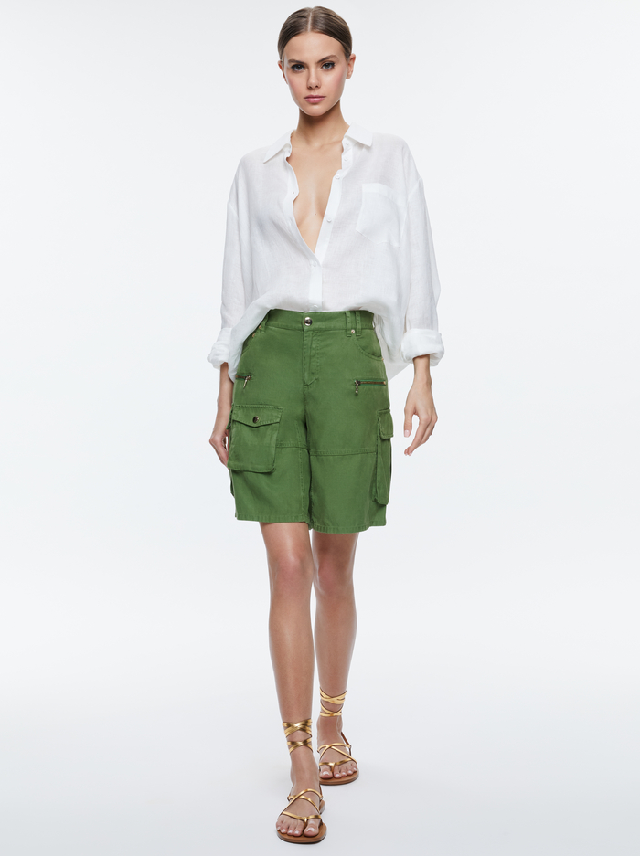 JAXON SUPER SLOUCHY LONG CARGO SHORT - AVOCADO image 4 - Alice And Olivia