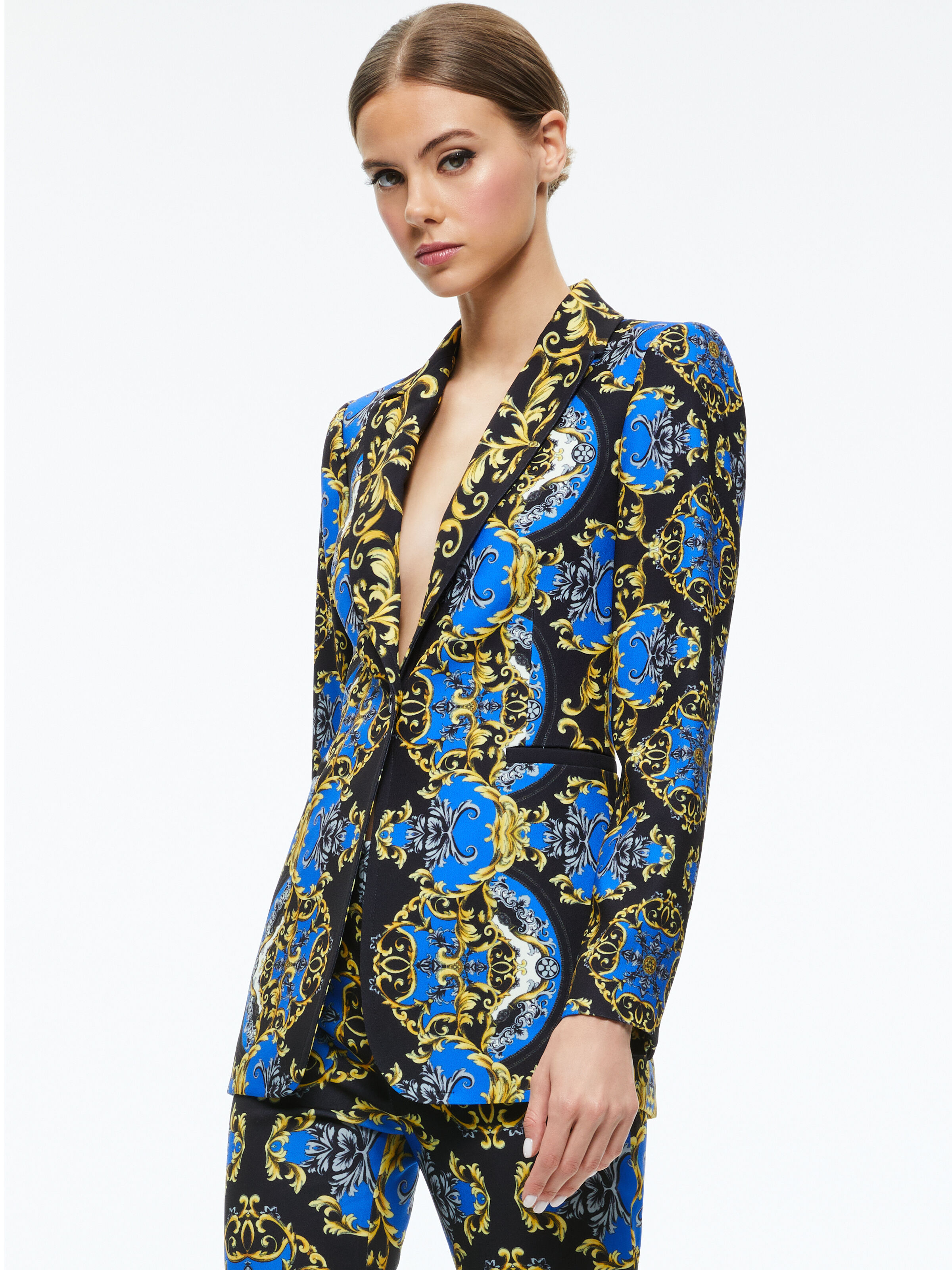 Breann Fitted Blazer In Regal Romance Sapphire | Alice And Olivia