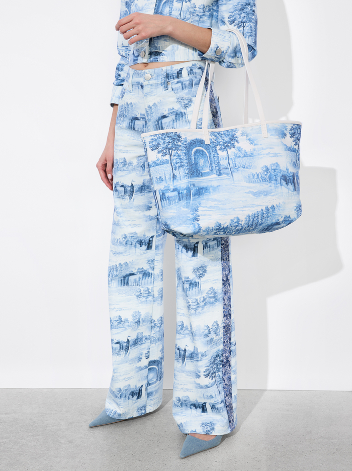 BLAIRE REVERSIBLE TOTE - CHATEAU - Alice And Olivia