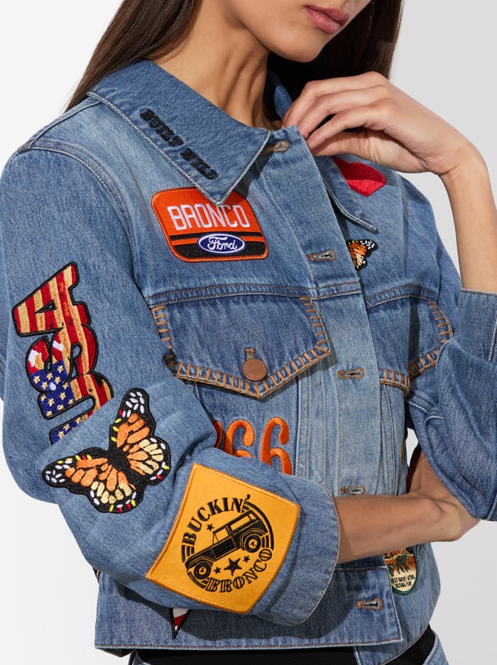 A+O X BRONCO DENIM JACKET - BROOKLYN BLUE image 3 - Alice And Olivia