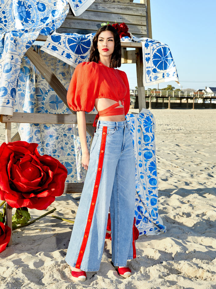 ROLA WIDE LEG SNAP SIDE JEAN - MADDY BLUE image 5 - ALICE + OLIVIA