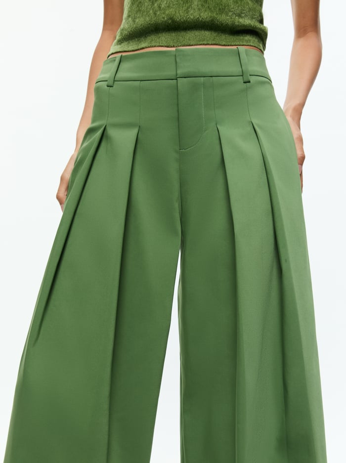 BLAIRE WIDE LEG PLEATED PANT - AVOCADO image 3 - Alice And Olivia