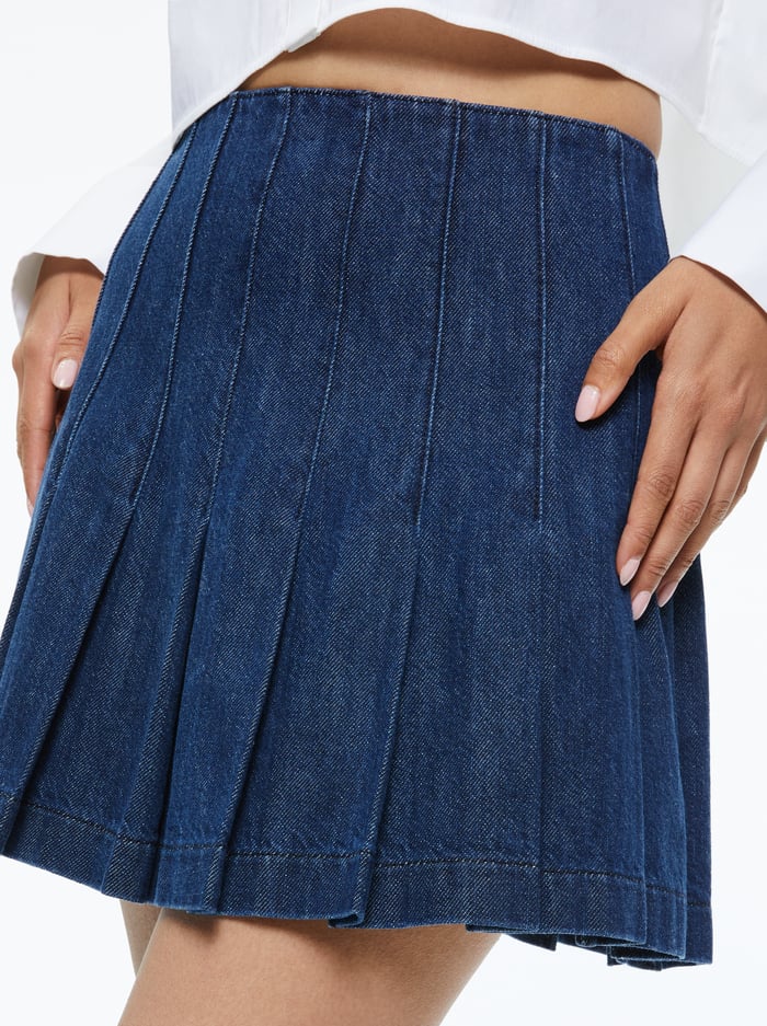 CARTER PLEATED DENIM MINI SKIRT - LOVE TRAIN image 3 - Alice And Olivia