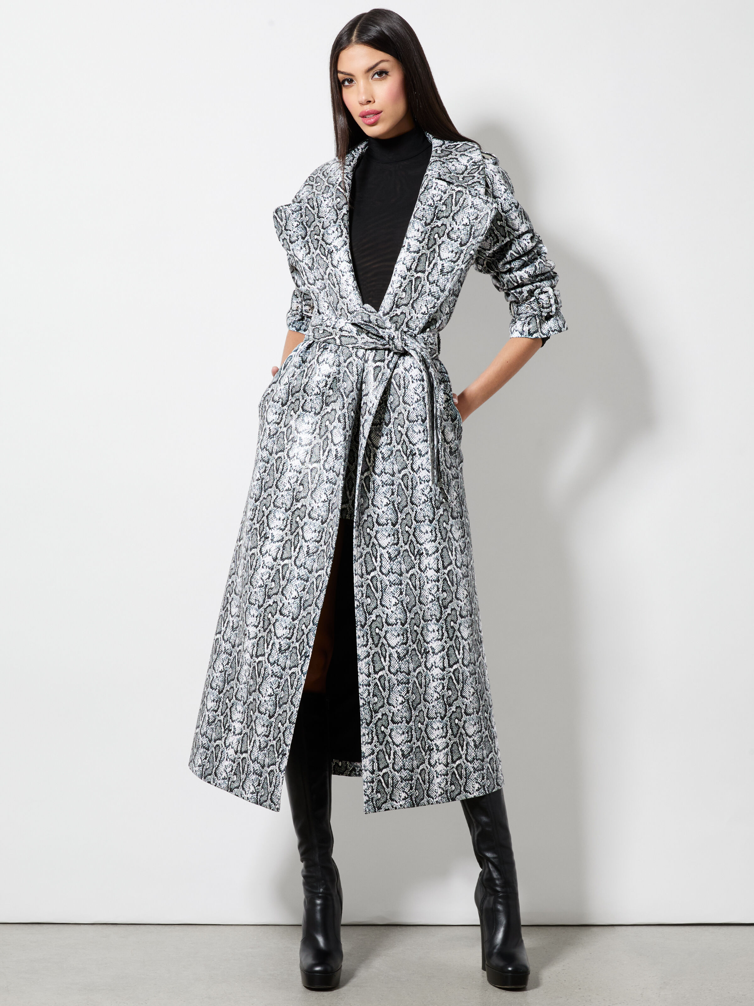 Jarrett Vegan Snake Strong Shoulder Maxi Coat In Off White black Python Alice Olivia