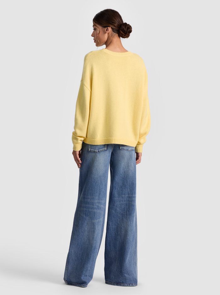 ENSLEY CREWNECK - BUTTER image 2 - Alice And Olivia