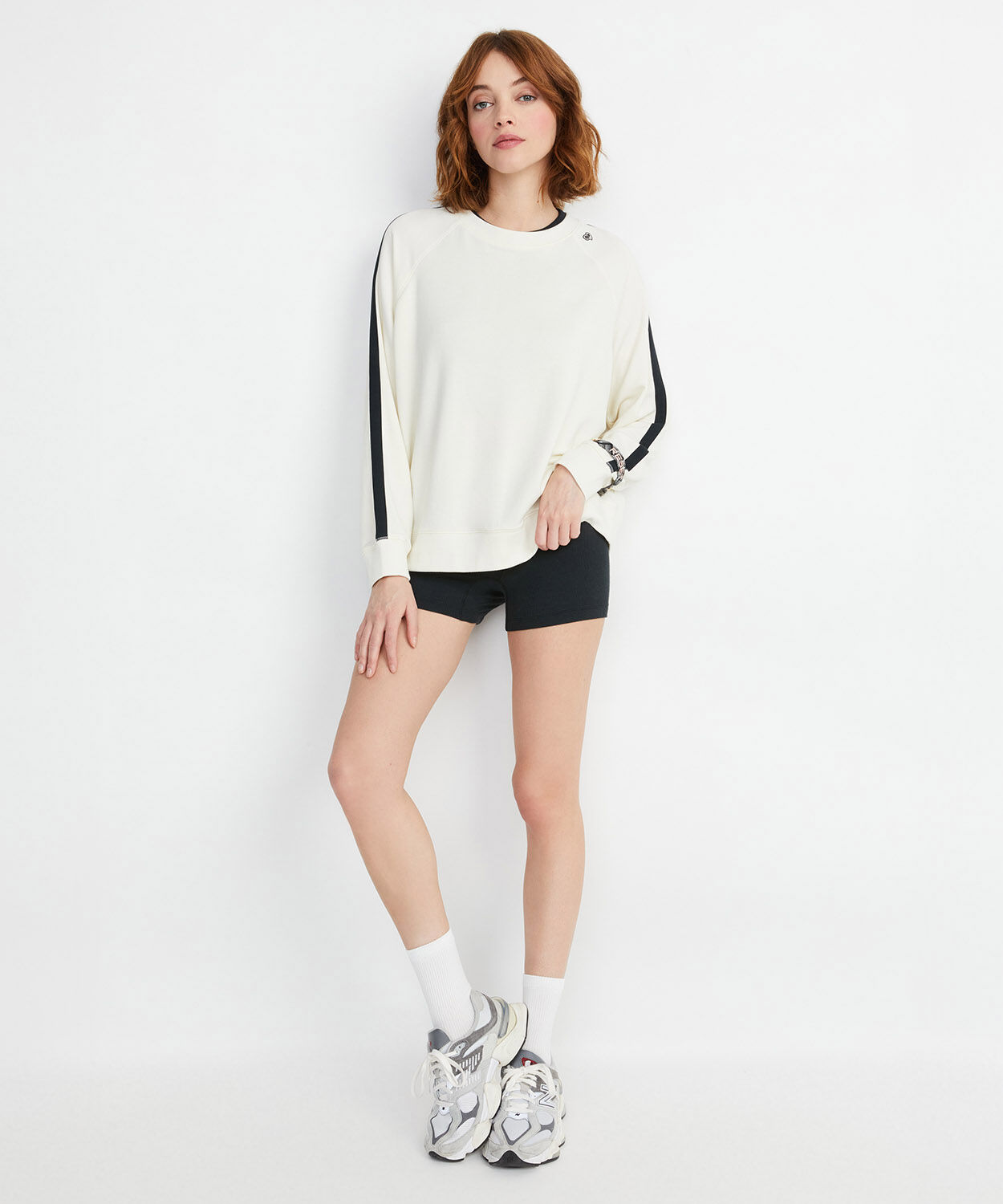 A o X Big Feelings Alli Slouchy Crewneck In Serene Cream Alice Olivia