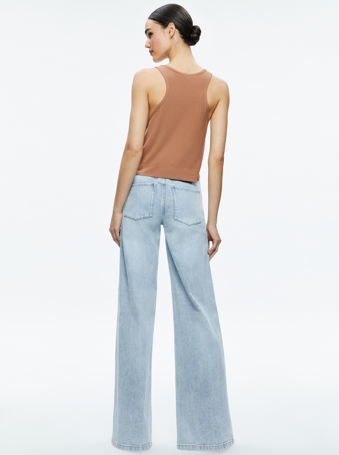 AVRIL BOXY TANK - CAMEL image 2 - Alice And Olivia