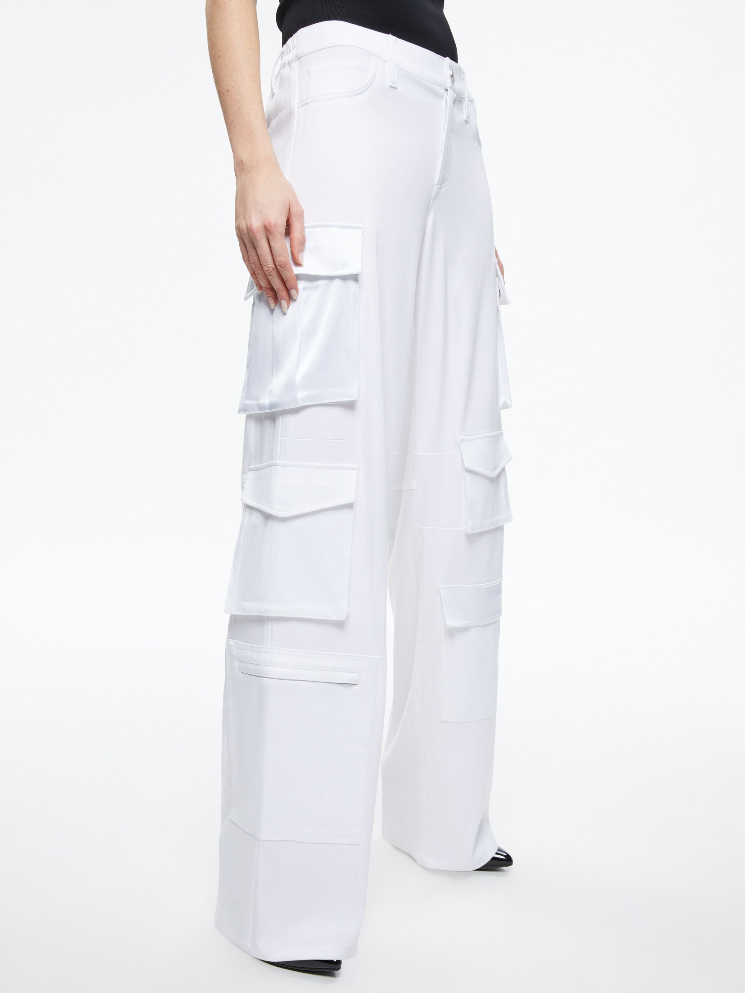 Luis Cargo Pant In White Alice Olivia