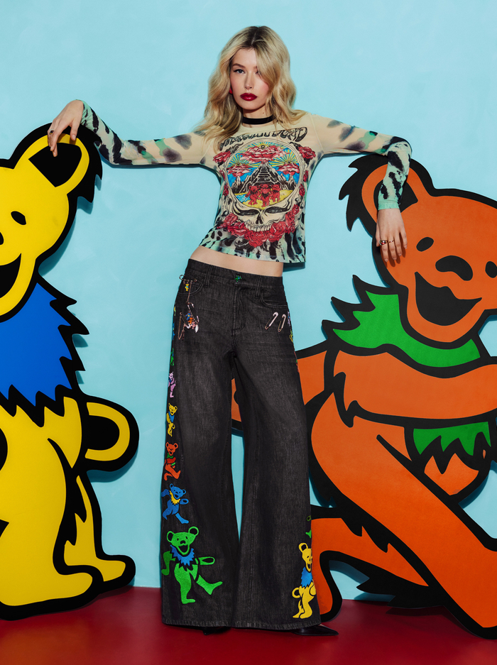 A+O X GRATEFUL DEAD DELAINA TOP - AMPLIFY TIE DYE image 6 - Alice And Olivia
