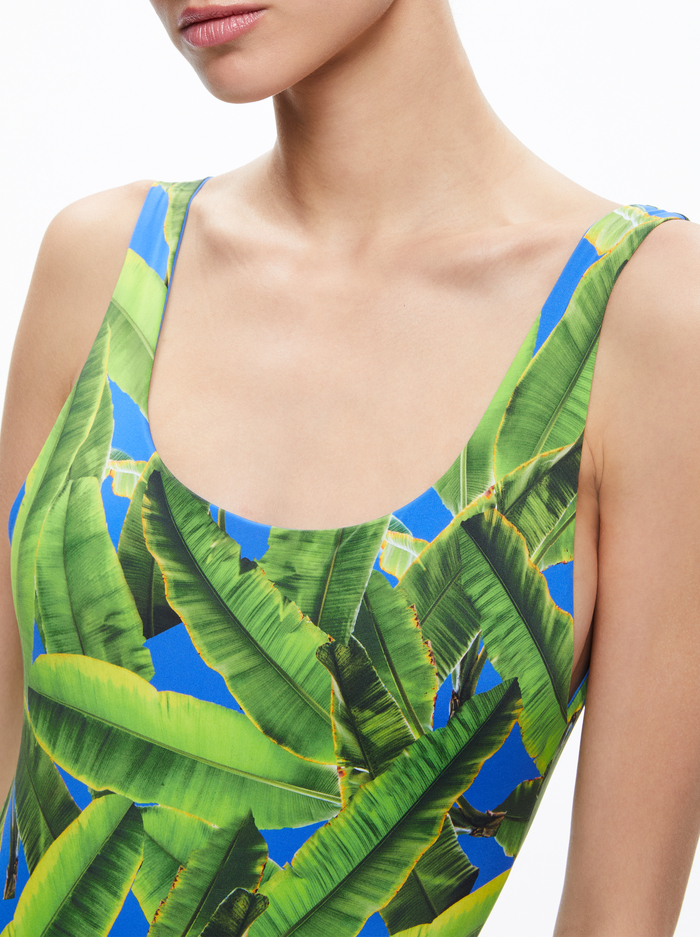 REMY SCOOP NECK REVERSIBLE SWIMSUIT - PALM PRINT/BLUE image 4 - Alice And Olivia