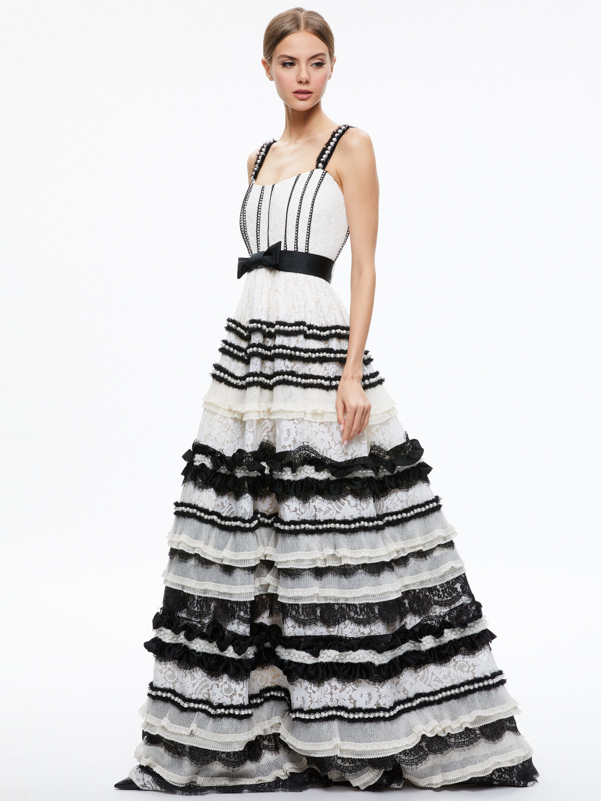 Alice and olivia black and white dress hotsell