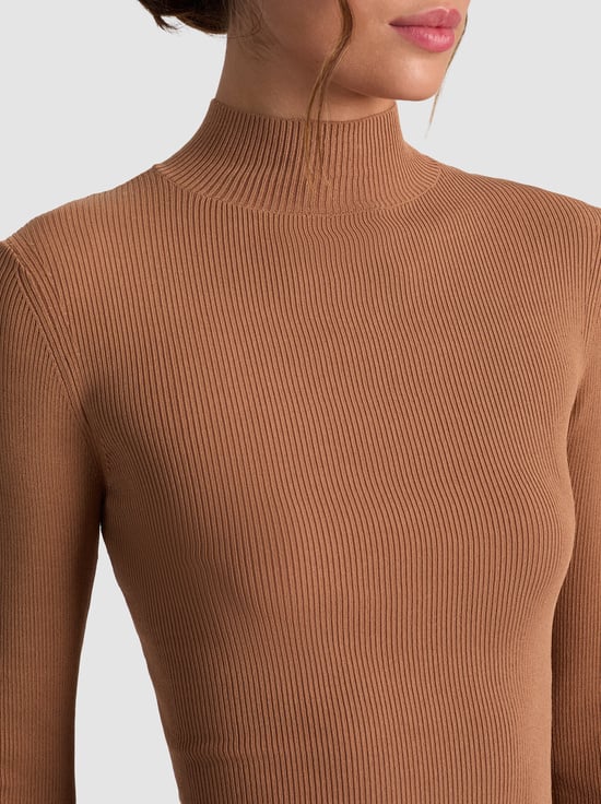 PRALINE-ROBERTA RIBBED TURTLENECK
