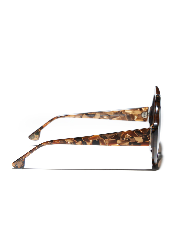 STACEY SUNGLASSES - BRONZE QUARTZ image 1 - Alice And Olivia