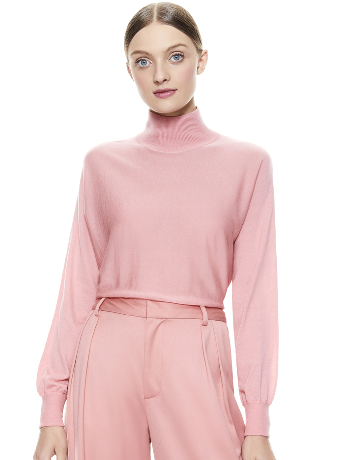 -  image 1 - Alice And Olivia