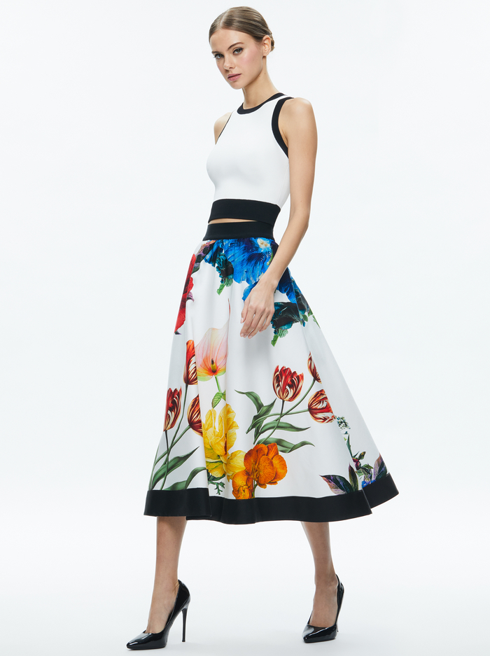 EARLA HIGH RISE FLARED MIDI SKIRT - LE PARISIEN image 2 - Alice And Olivia