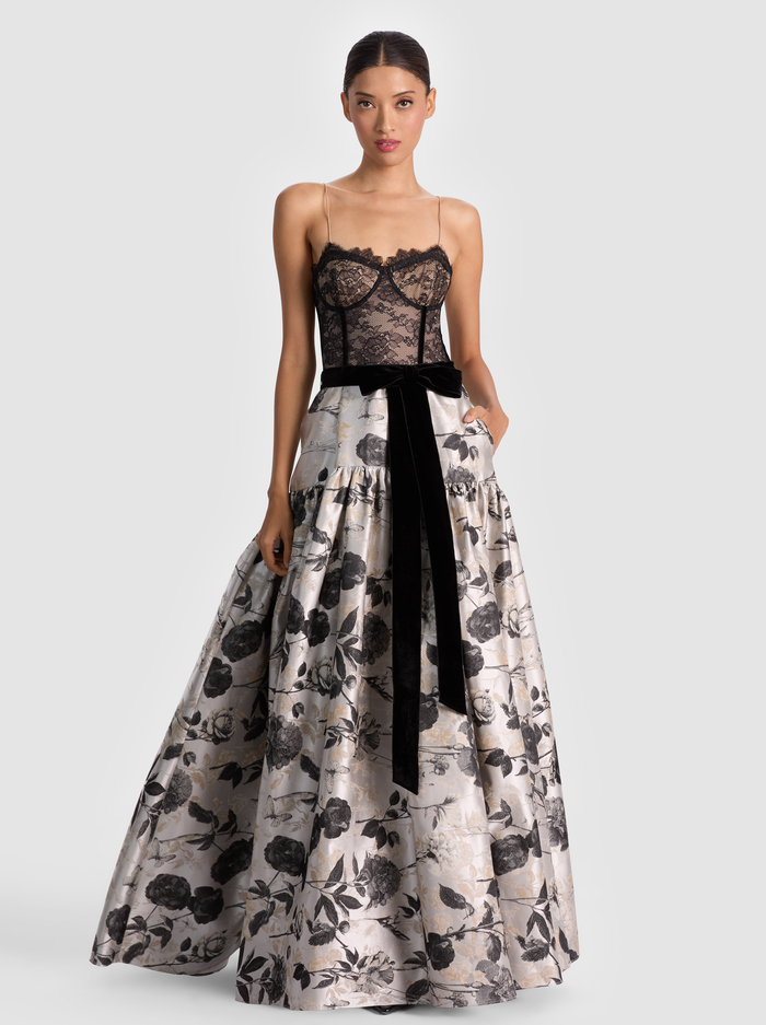 THERA TIERED GOWN - ARDEN FOREST/BLACK - Alice And Olivia