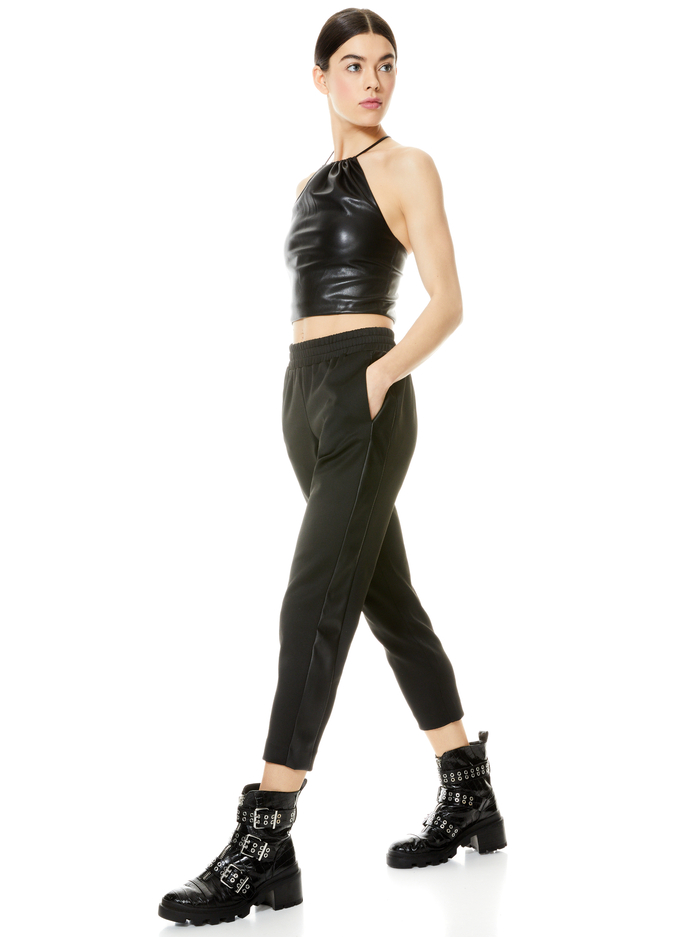 BENNY TAPERED PULL ON PANT - BLACK image 4 - Alice And Olivia
