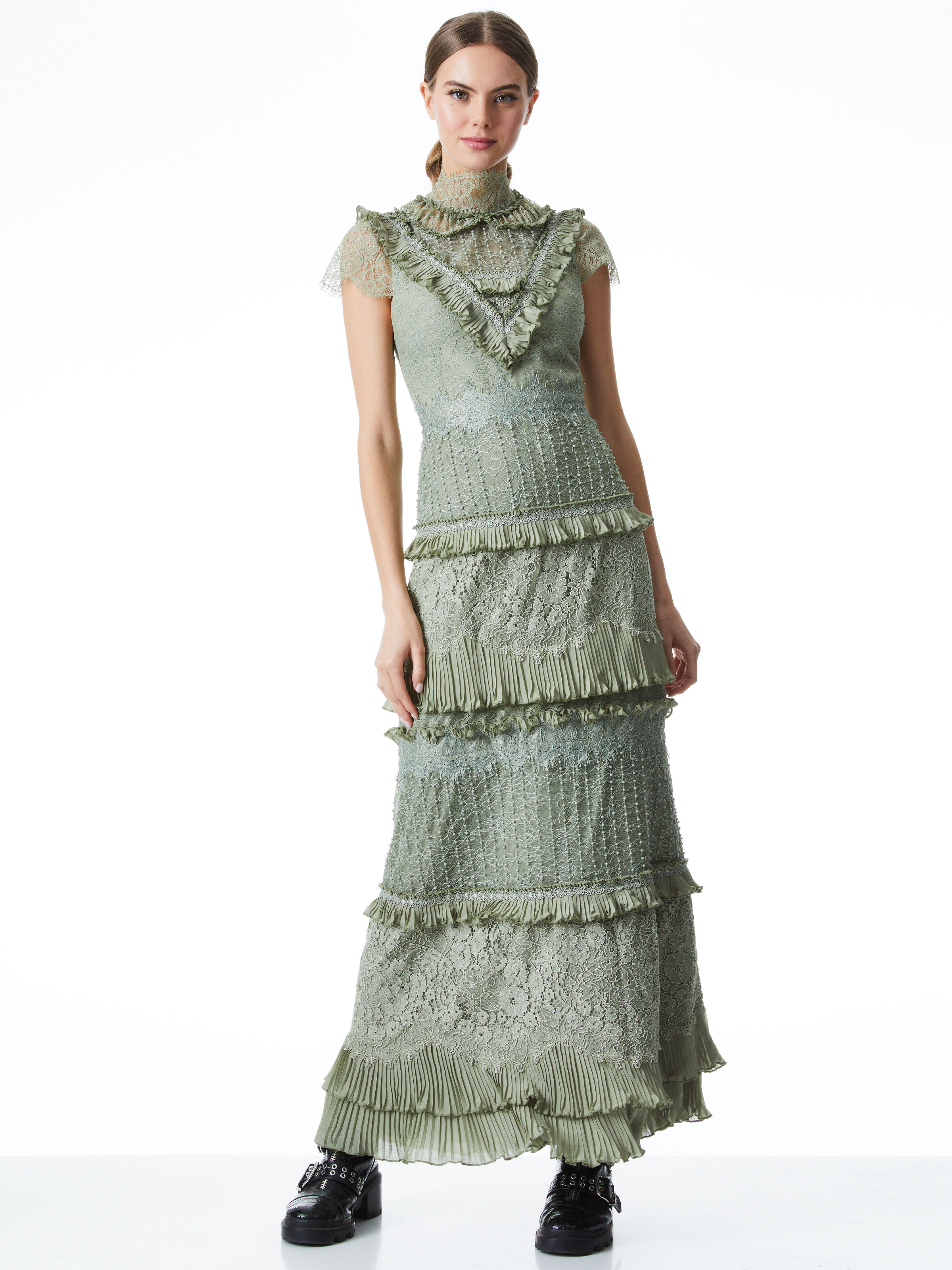 アトリエGG Ontheonepiece 16 Waverly Sequin Embroidered Gown | Tadashi Shoji Bridal