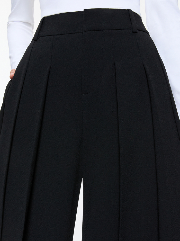 SIMON TROUSER - BLACK image 3 - Alice And Olivia