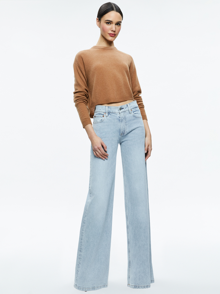 SHERRELL CASHMERE CREW NECK PULLOVER - CAMEL image 4 - Alice And Olivia