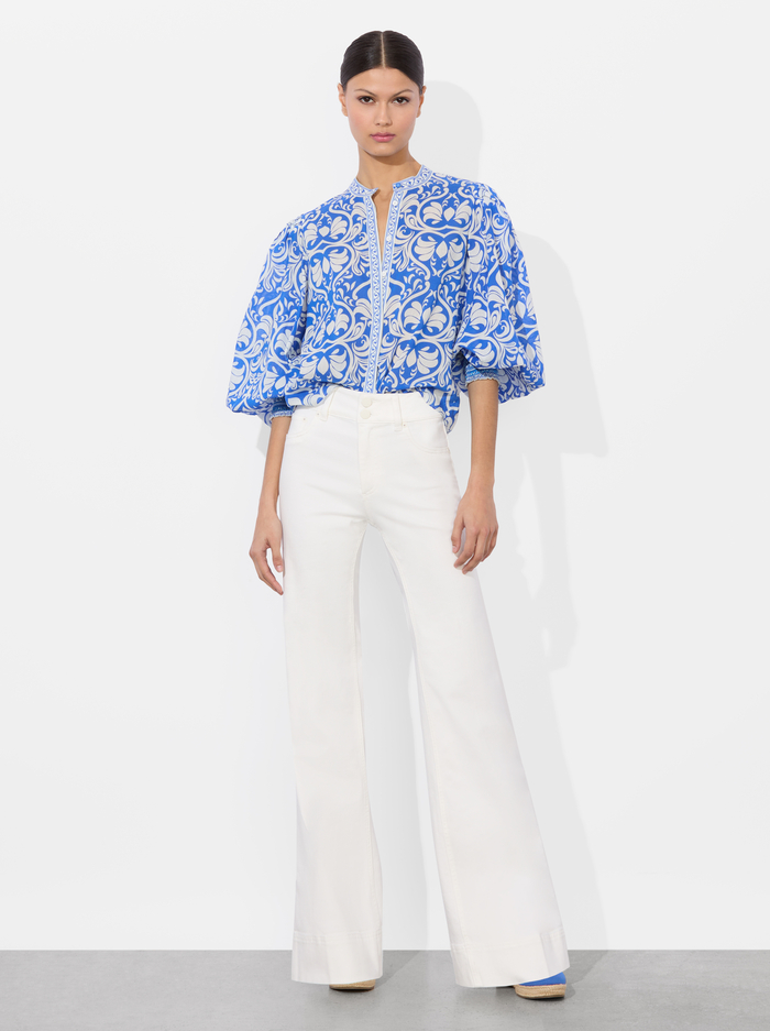 APRIL PRINTED BLOUSE - SOIREE TRUE BLUE image 1 - Alice And Olivia