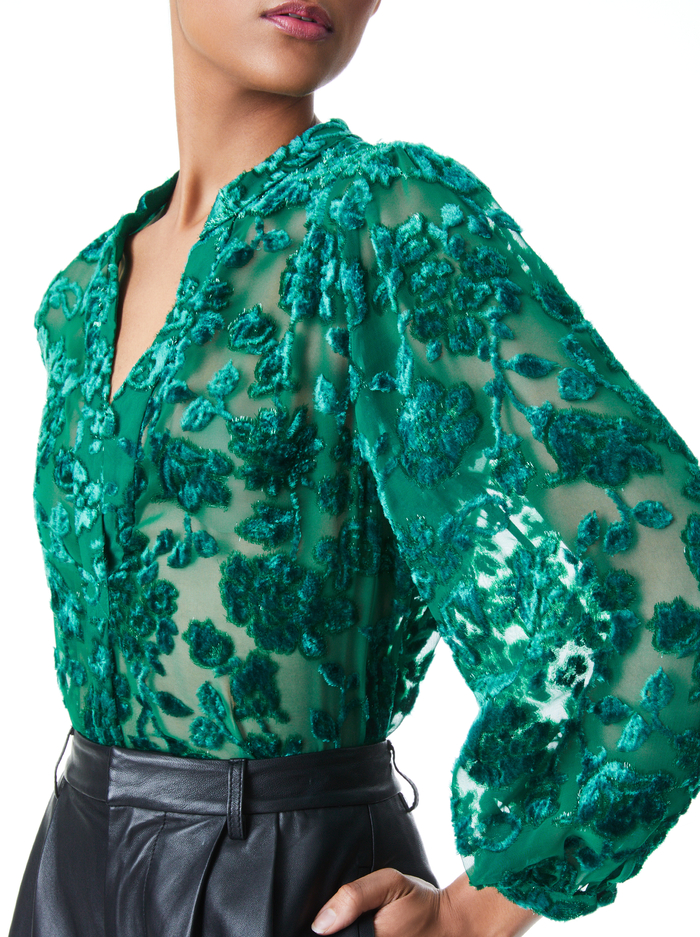 SHEILA FLORAL HENLEY TOP - DARK TEAL image 3 - ALICE + OLIVIA