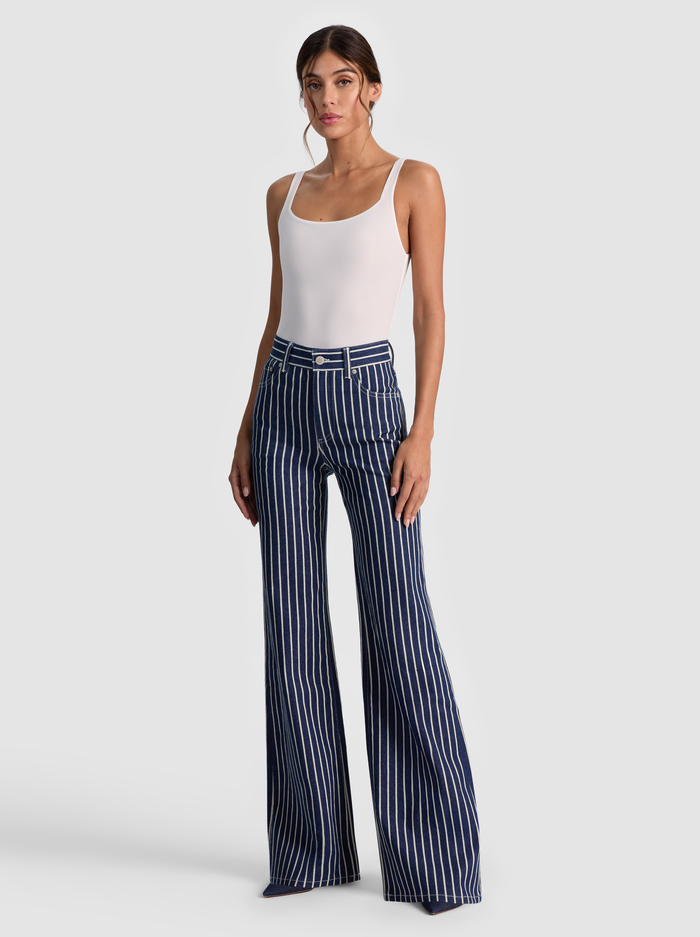 CHIC STRIPED JEAN - INDIGO/OFF WHITE STRIPE image 4 - Alice And Olivia