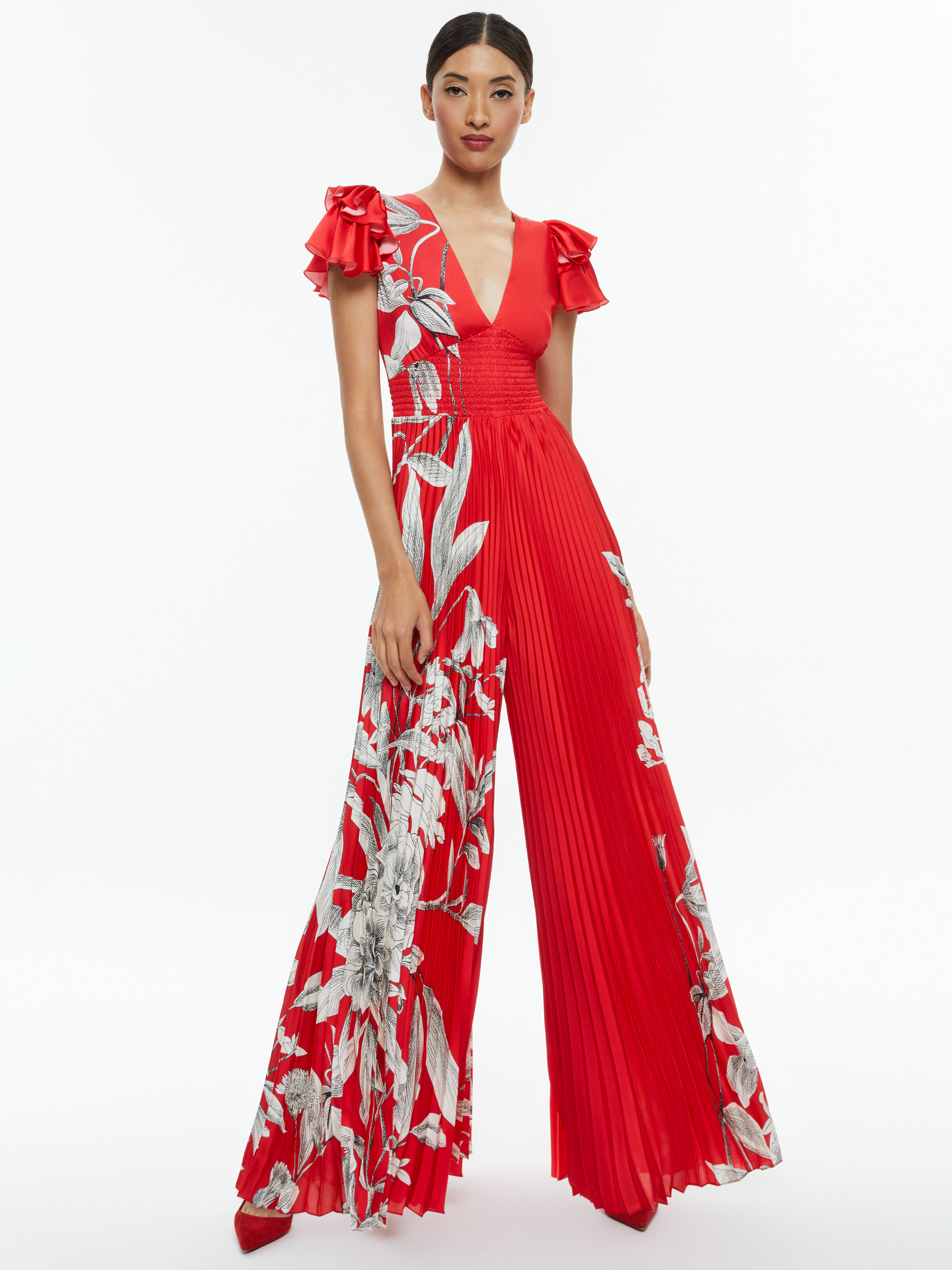 Bennet Pleated Wide Leg Jumpsuit In Drifting By Alice Olivia