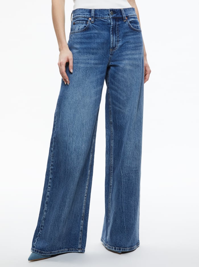 TRISH MID RISE BAGGY JEAN - BROOKLYN BLUE - Alice And Olivia