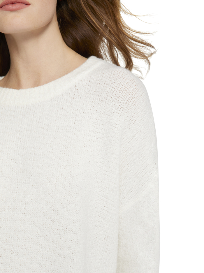 DENISE PULLOVER WITH SIDE SLITS - SOFT WHITE image 3 - Alice And Olivia
