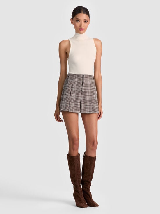 BLACK/OFF WHITE/DARK CHOCOLATE-SCARLET FLUTTER SHORT