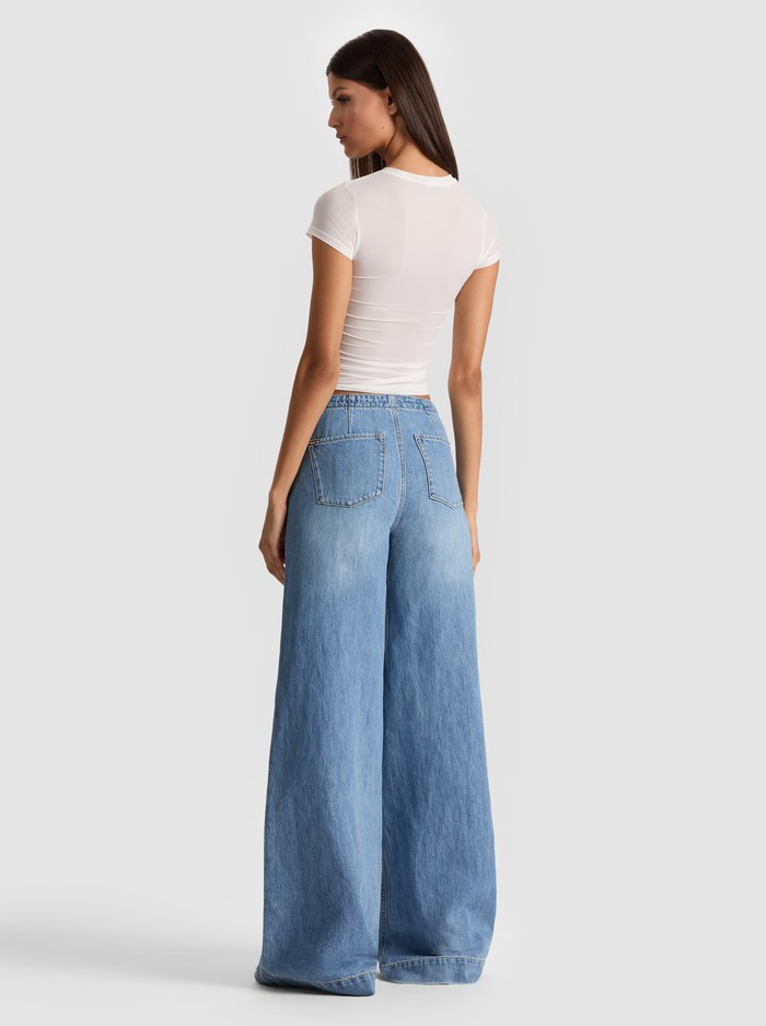 HOTTIE SHRUNKEN BABY TEE - OFF WHITE image 2 - Alice And Olivia