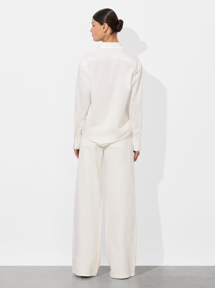 PERFECT BUTTON DOWN - OFF WHITE image 2 - Alice And Olivia