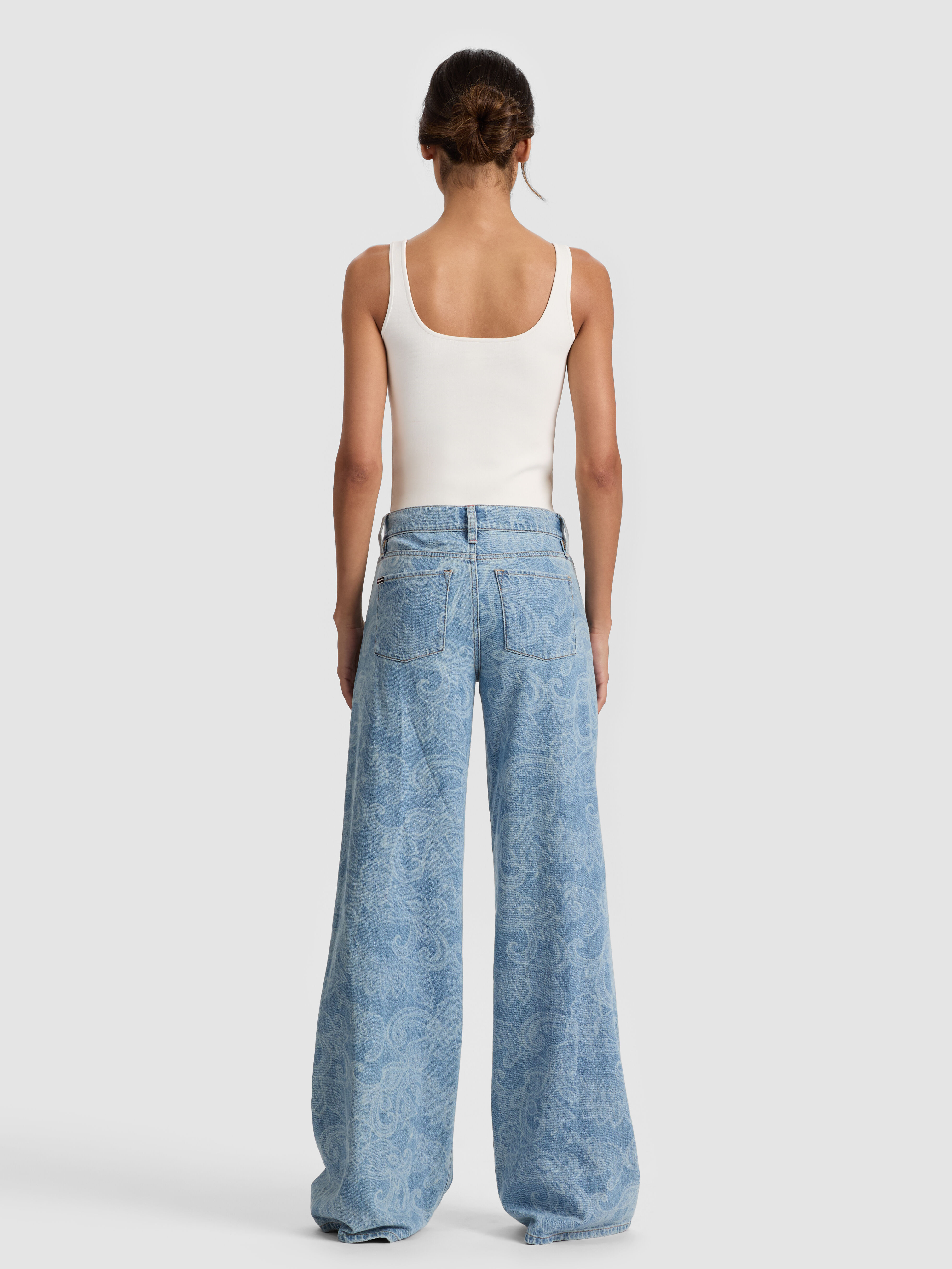 Designer Jeans For Women | Alice + Olivia