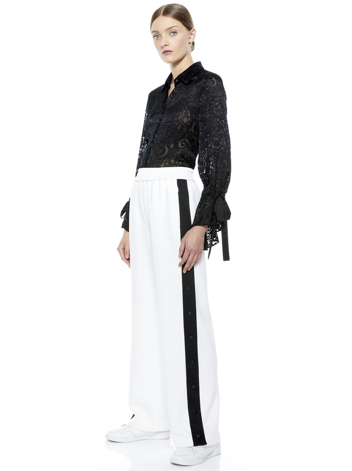 WILLA RUFFLE CUFF BLOUSE - FEMININE ESCAPE SM BLACK image 4 - Alice And Olivia