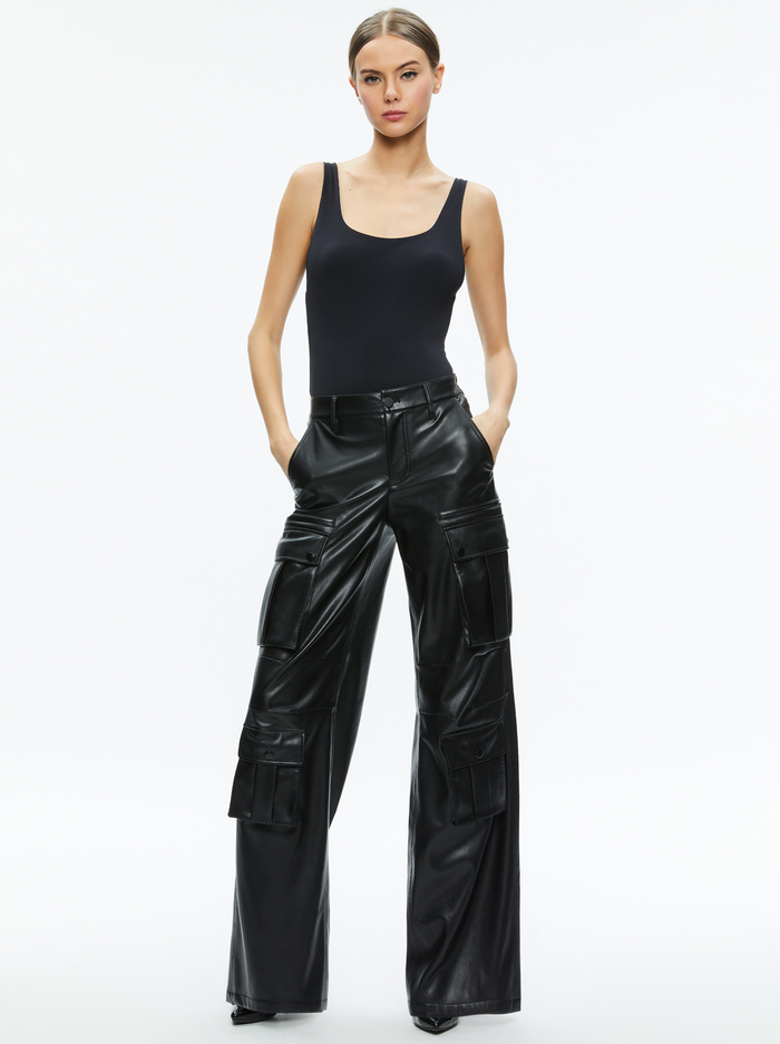 REMY SCOOP REVERSIBLE BODYSUIT - BLACK/OFF WHITE image 2 - Alice And Olivia