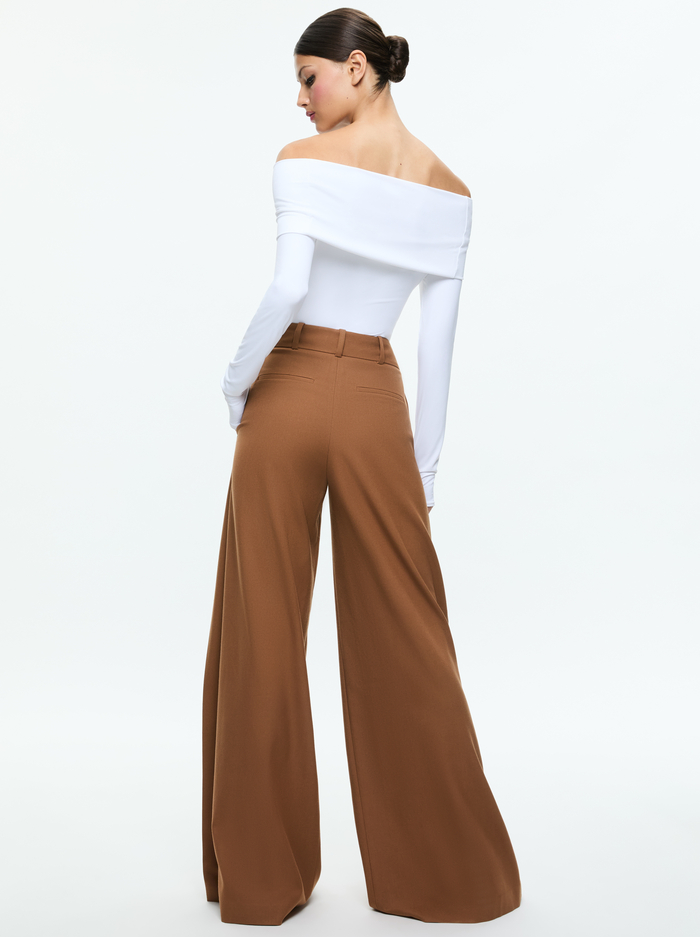 ELIA BODYSUIT - OFF WHITE image 2 - Alice And Olivia