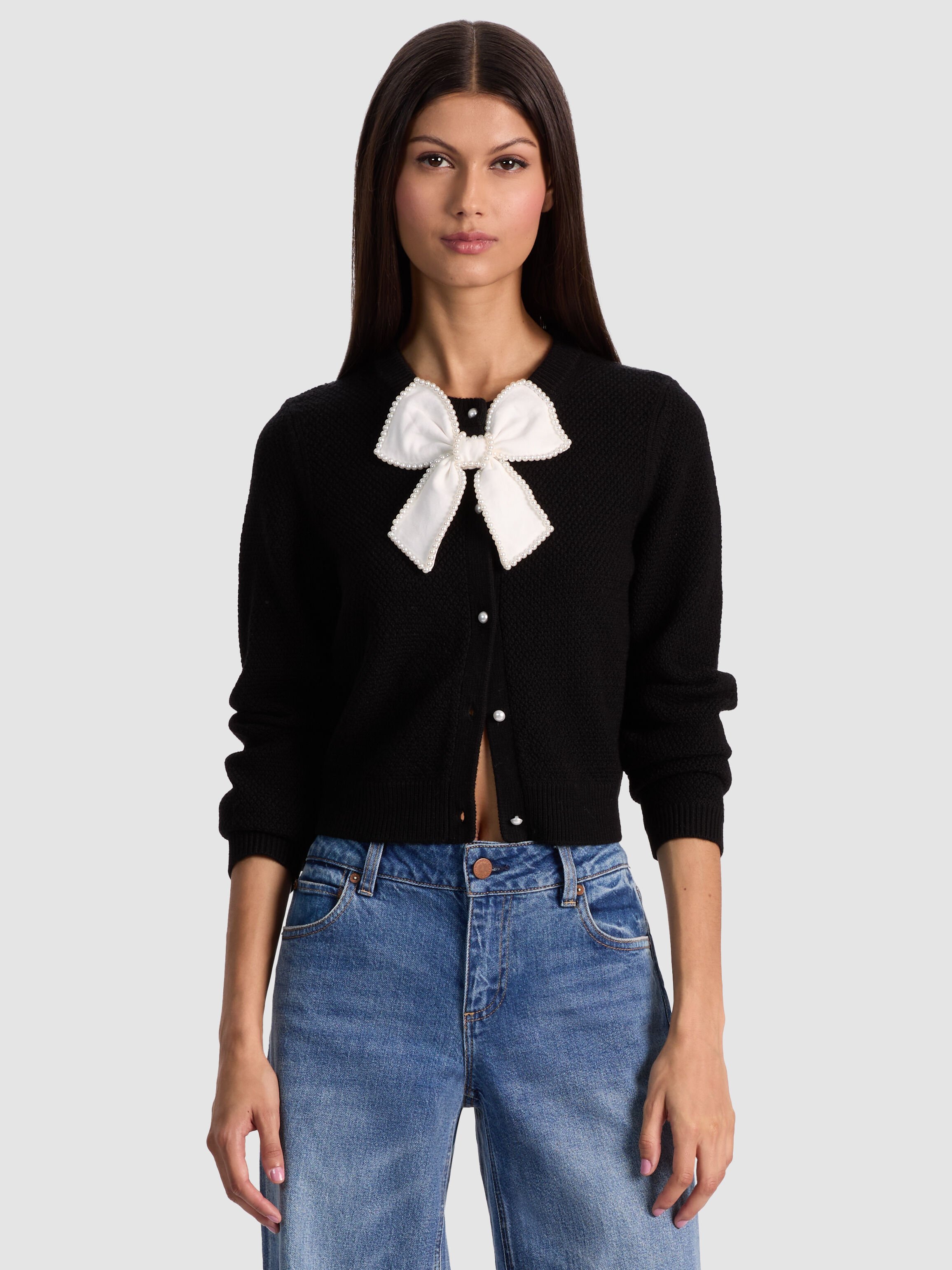 【新品】alice+oliviaカーディガン レース ホワイト×ブラック Dollie Embellished Cardigan In Black/soft White | Alice + Olivia