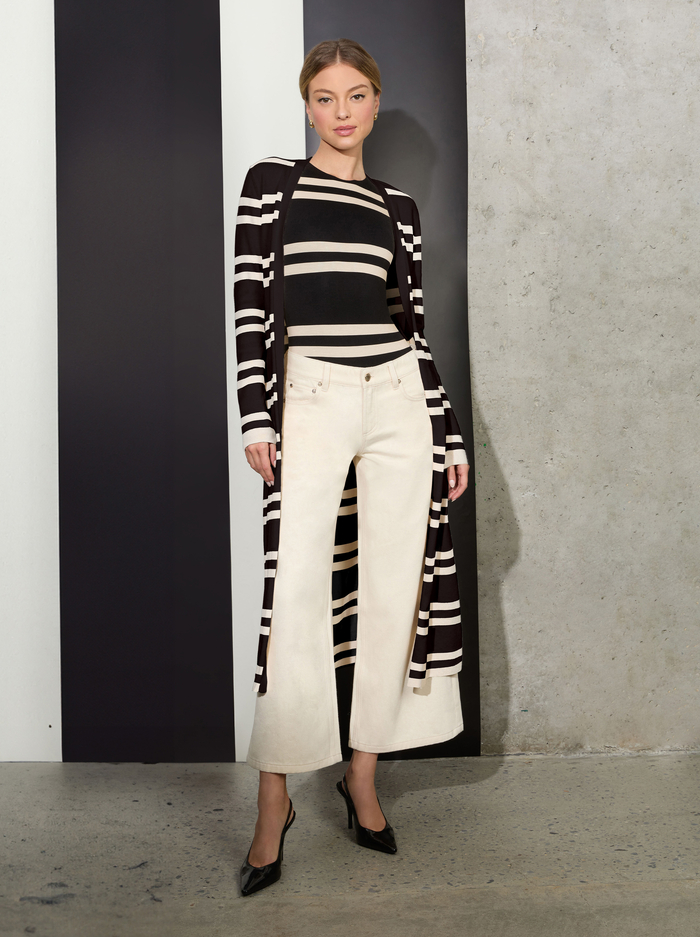 CALLAN MAXI CARDIGAN - BLACK/ECRU image 6 - Alice And Olivia