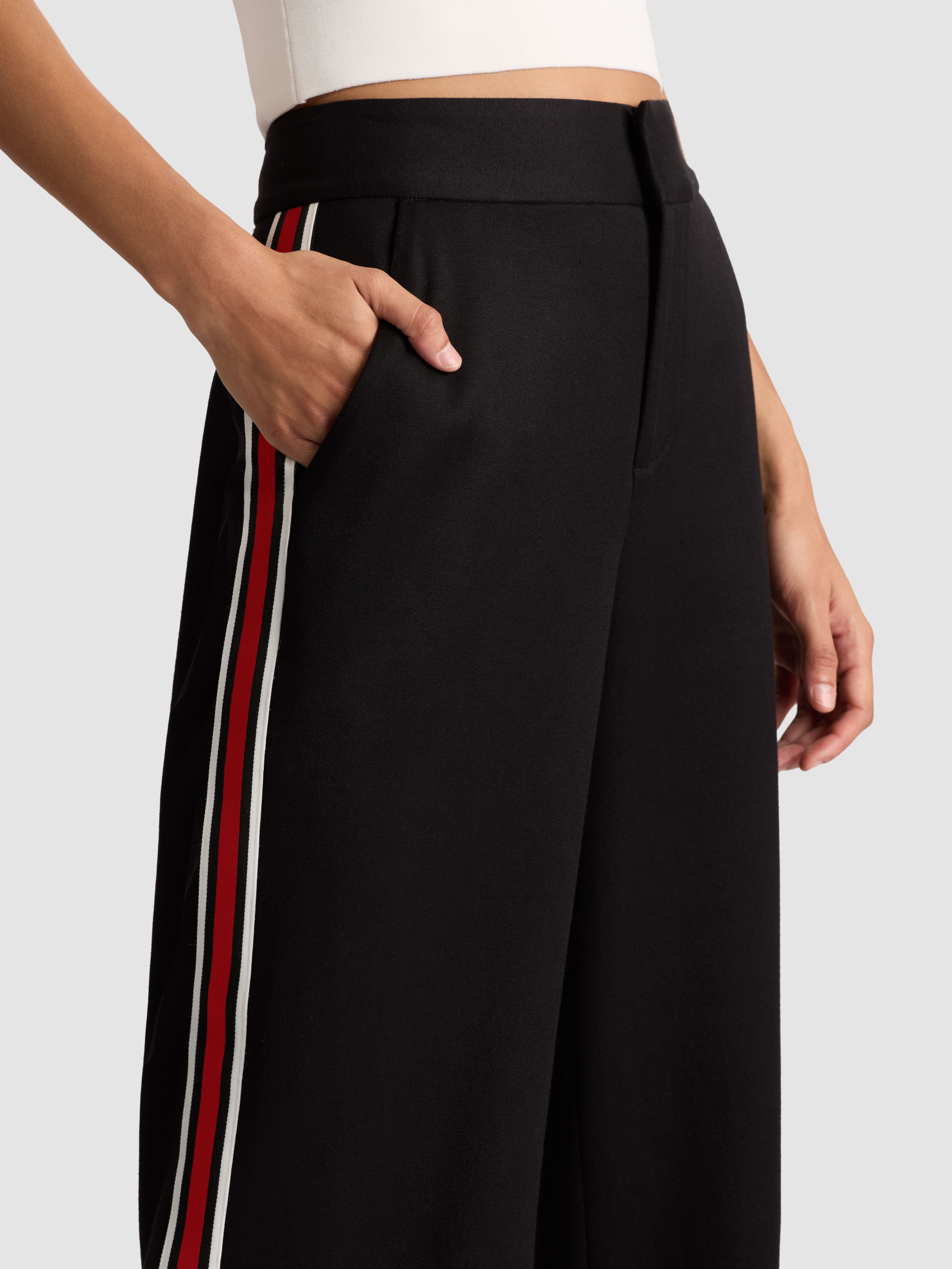 Women's Designer Pants | Alice + Olivia